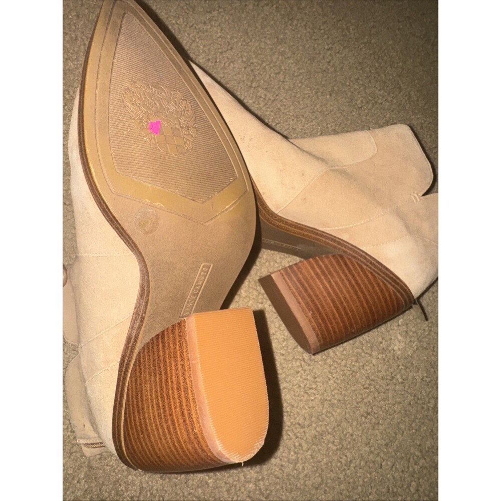 Vince Camuto Womens Beige Leather Block Heel Back Zip Ankle Booties Size 9M(40) - Picture 4 of 7